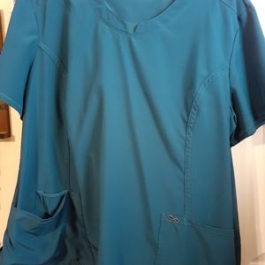 Cherokee Infinity scrub set